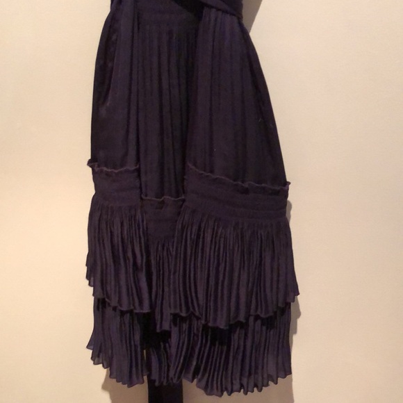 Purple wrap dress with feminine details - Picture 7 of 8
